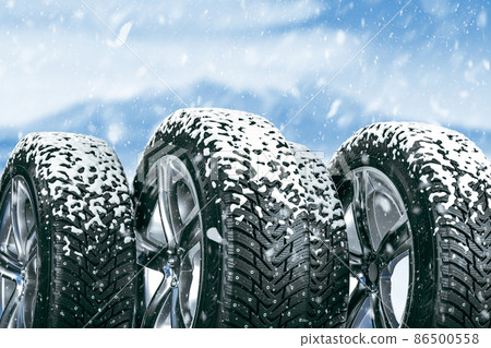 winter car tires with snow. winter car tires with snow. 86500558