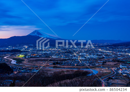 (Eastern Shizuoka Prefecture) Mishima City, Shimizu Town, Nagaizumi Town Cityscape and Mt. Fuji Evening View (Eastern Shizuoka Prefecture) Mishima City, Shimizu Town, Nagaizumi Town Cityscape and Mt. Fuji Evening View 86504234