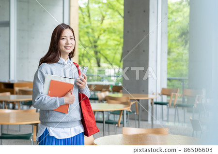 University student 86506603