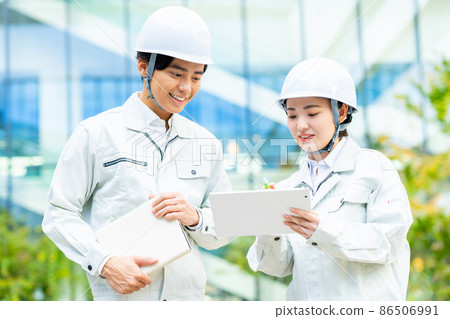 Young worker staff shooting cooperation "LINK FOREST" Young worker staff shooting cooperation "LINK FOREST" 86506991