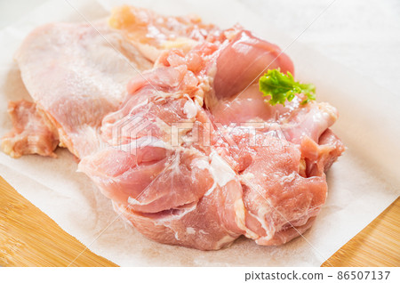 Chicken thigh Chicken thigh 86507137