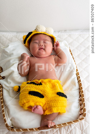 Newborn Photo 1 month old baby Newborn Photo 1 month old baby 86507409