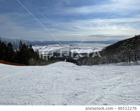 View of Lake Inawashiro from Inawashiro Ski Resort in Fukushima Prefecture in January 2022 86512276