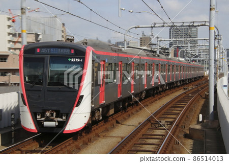 [A] Toei Subway Asakusa Line Type 5500 (Airport Express: Keikyu Line) 86514013