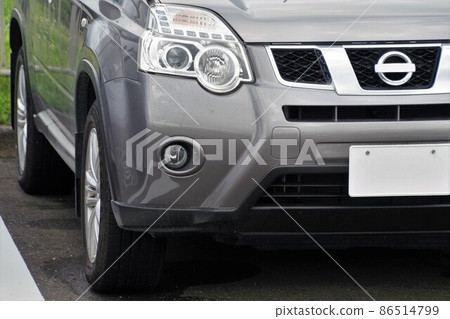 Car image Nissan X-Trail front mask 86514799