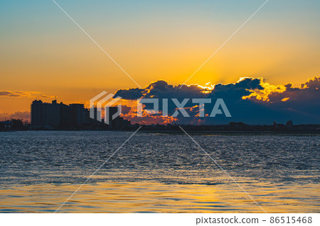 弁天島的日出 86515468