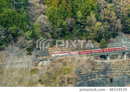 [靜岡縣]大井川鐵道Abt型列車繞長島大壩 86518529