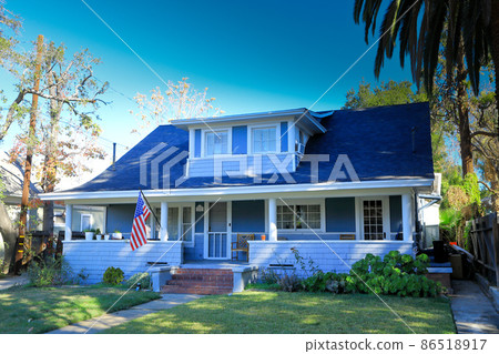 Victorian single-family home near Los Angeles, Letlands, California 86518917
