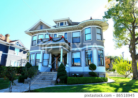Victorian single-family home near Los Angeles, Letlands, California 86518945