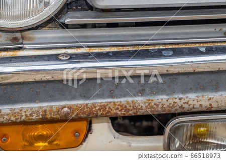 Car body deterioration and rust, dents 86518973