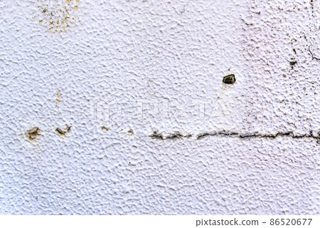 Textured mortar-painted outer wall with cracks Yokohama 86520677