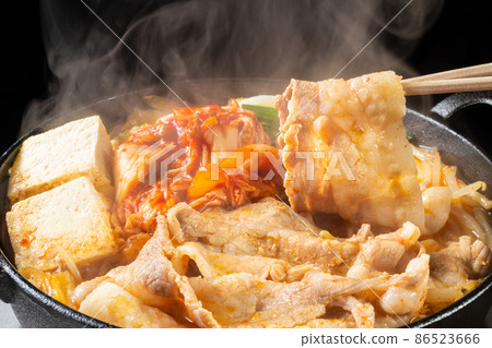 豬肉泡菜鍋的形象 86523666