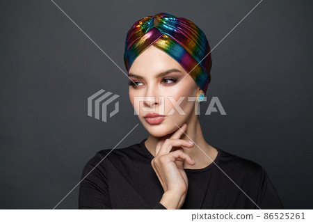 Perfect woman in a headwrap, fashion portrait Perfect woman in a headwrap, fashion portrait 86525261