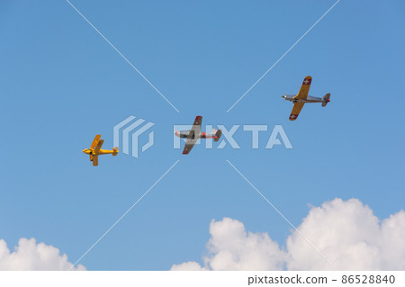 瑞士空軍教練機編隊飛行 瑞士空軍教練機編隊飛行 86528840