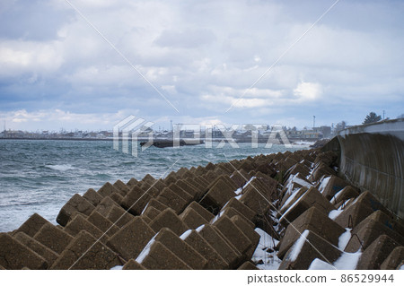 From Toyama Bay, Toyama Bay, Toyama Prefecture, Shinkiro Road, Uozu City, Toyama Prefecture 86529944