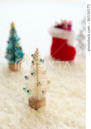 Mini Christmas tree and Christmas boots 86536575