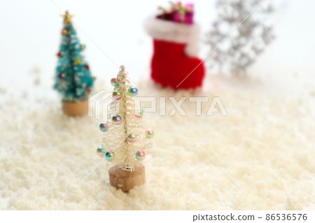 Mini Christmas tree and Christmas boots Mini Christmas tree and Christmas boots 86536576