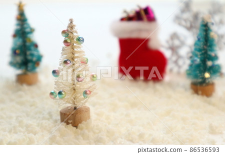 Mini Christmas tree and Christmas boots 86536593