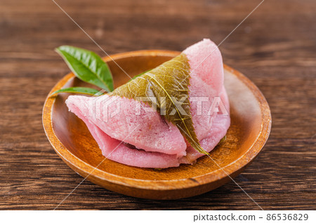 Sakura mochi Sakura mochi 86536829