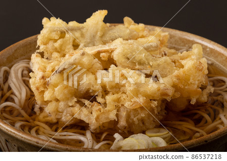 牛蒡炒蕎麥麵 86537218