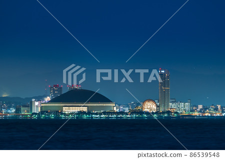 Fukuoka city night view from Shikajima 86539548