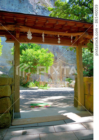 花之岩屋神社,世界文化遺產,大岩和神體的參拜地,三重縣熊野市 (1) 花之岩屋神社,世界文化遺產,大岩和神體的參拜地,三重縣熊野市 (1) 86540039
