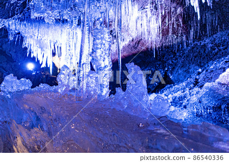 Icicles in the Narusawa Ice Cave 86540336
