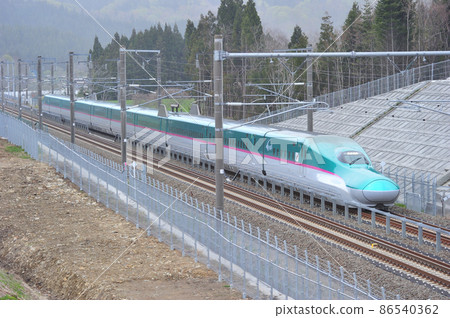 Hokkaido Shinkansen Yunosato Chinai (Shin) -Kikonai JR East E5 series U11 organization (Sendai) Hayabusa Hokkaido Shinkansen Yunosato Chinai (Shin) -Kikonai JR East E5 series U11 organization (Sendai) Hayabusa 86540362