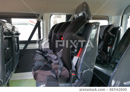 Child seat image 86542600