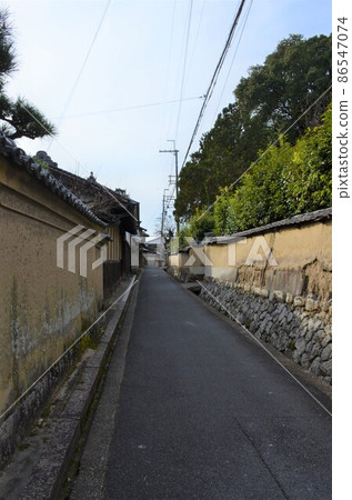 西里町的街道 86547074