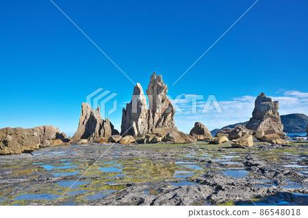 [Hashiganiwa] Kujino River, Kushimoto Town, Higashimuro District, Wakayama Prefecture 86548018