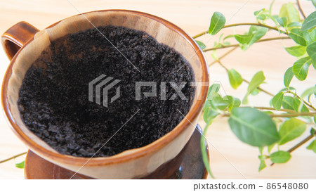 Image of remaining drip coffee 86548080