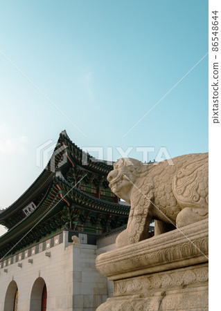 Gwanghwamun gate of Gyeongbokgung Palace in Seoul, Korea 86548644