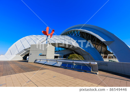 位於東京都江東區辰巳的東京辰巳國際游泳中心 位於東京都江東區辰巳的東京辰巳國際游泳中心 86549446