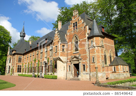 Groot-Bijgaarden 城堡的宏偉建築 Groot-Bijgaarden 城堡的宏偉建築 86549642