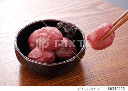 Salted plum  86550633