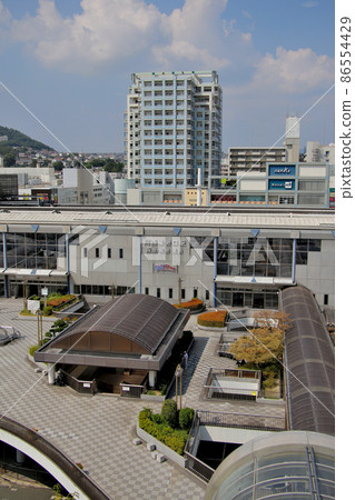 從 Aste Kawanishi 屋頂俯瞰 Kawanishi Noseguchi 站的垂直位置 86554429