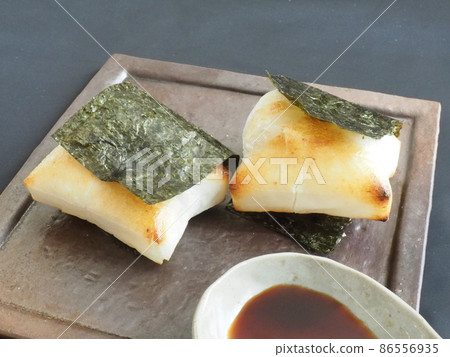 用海藻包裹的新鮮麻糬 86556935