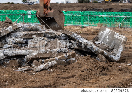 Removal of buried objects using heavy machinery Removal of buried objects using heavy machinery 86559278