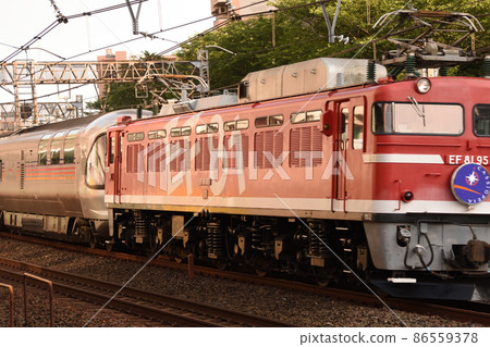 June 2016 Sleeper Limited Express Cassiopeia 86559378