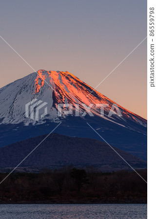 Superb view from Mt. Fuji and Lake Shoji at dusk (Red Fuji) Superb view from Mt. Fuji and Lake Shoji at dusk (Red Fuji) 86559798
