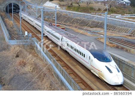 九州新幹線 800 系列“燕”，禦藤英二 86560394
