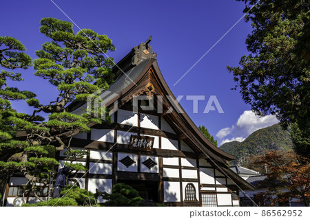Enzan Erinji Kuri, Koshu City, Yamanashi Prefecture 86562952