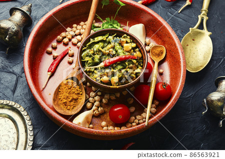 Kitchari, a spicy vegetarian dish 86563921