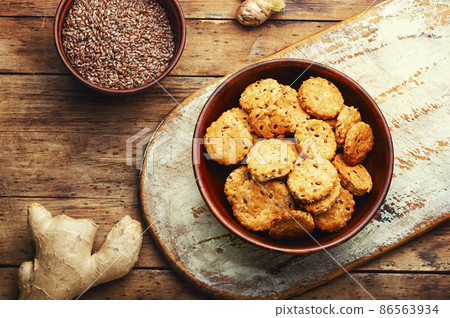 Unsweetened ginger cookies. Unsweetened ginger cookies. 86563934