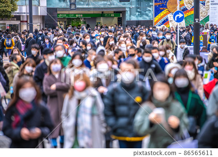 日本東京城市景觀 89,145 人 全國范圍內，1134 人患有嚴重疾病。東京周日最多17,526人～=6日，澀谷 86565611