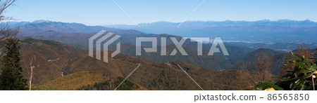 Autumn leaves and Akaishi Mountains panorama on the Hirokawara route of Mt. Ena, one of Japan's 100 famous mountains during the autumn leaves period between Nagano Achi Village and Gifu Nakatsugawa Autumn leaves and Akaishi Mountains panorama on the Hirokawara route of Mt. Ena, one of Japan's 100 famous mountains during the autumn leaves period between Nagano Achi Village and Gifu Nakatsugawa 86565850