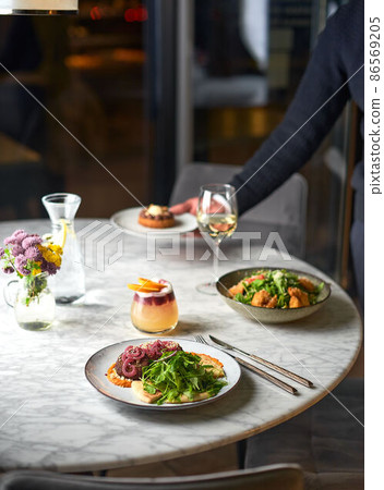 Food Table Healthy Delicious Organic Meal Concept 86569205