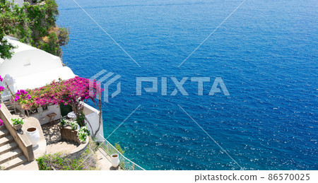 Capri island, Italy 86570025