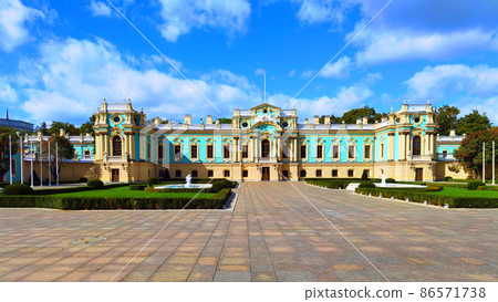 Mariinsky Palace after renovation in Kiev, Ukraine. Mariinskyi Palace - the official ceremonial residence of the President of Ukraine in Kyiv. Mariinsky Palace after renovation in Kiev, Ukraine. Mariinskyi Palace - the official ceremonial residence of the President of Ukraine in Kyiv. 86571738